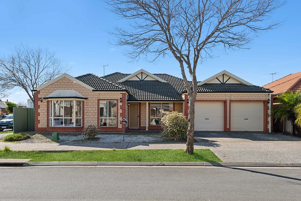 180 Sanctuary Drive, Mawson Lakes, SA 5095