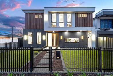 Firle 4Zimmer Designer Luxury with Family Flexibility in the Heart of Firle.