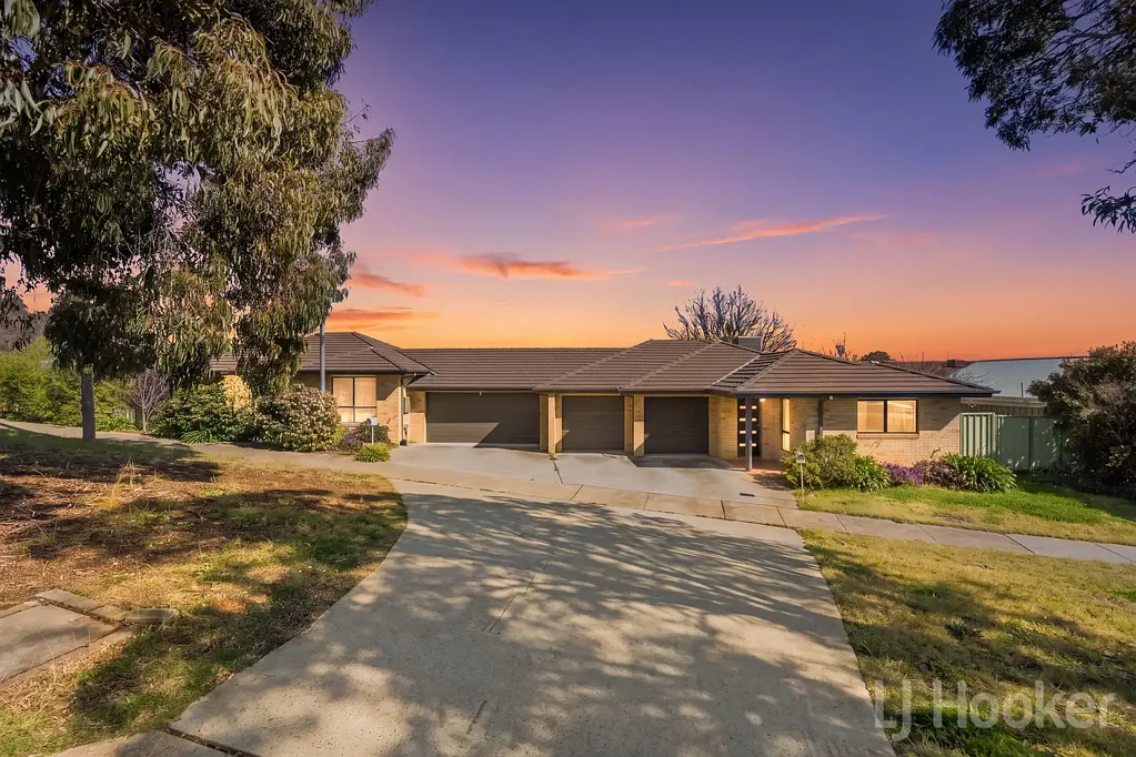 Crestwood 5Habitaciones Duplex with Endless Possibilities