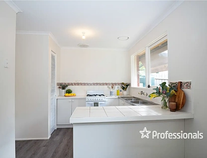 20 Carroll Avenue, Millgrove, VIC 3799, 3房, 1浴, House