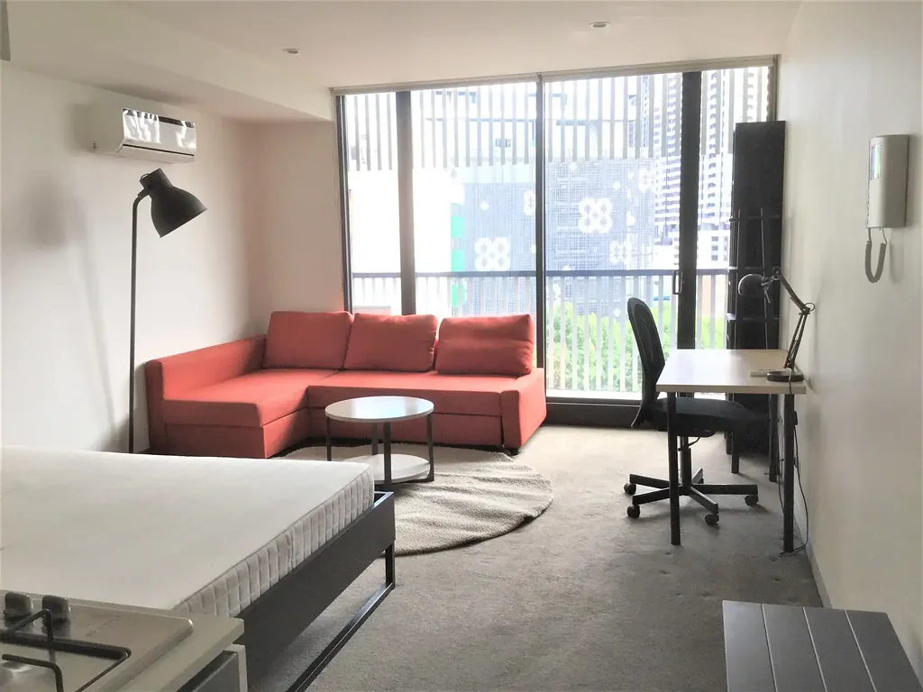 MODERN STUDIO