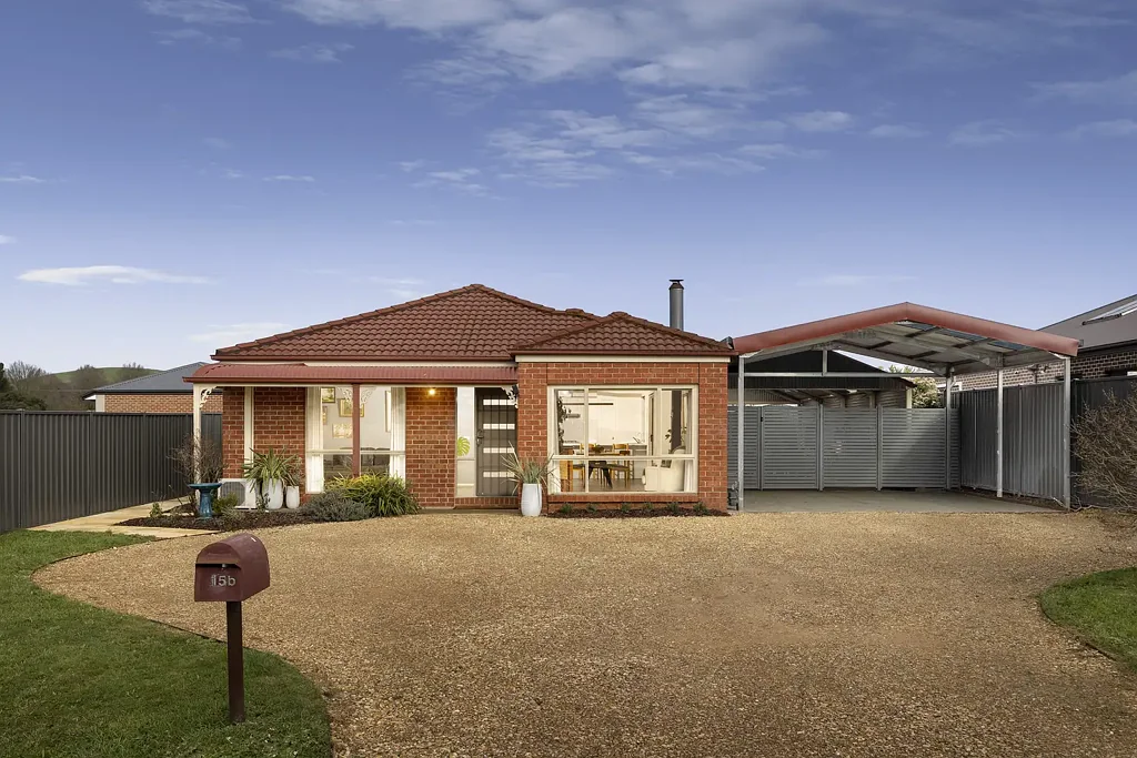 Lancefield 3房  Space, Comfort & Room To Entertain