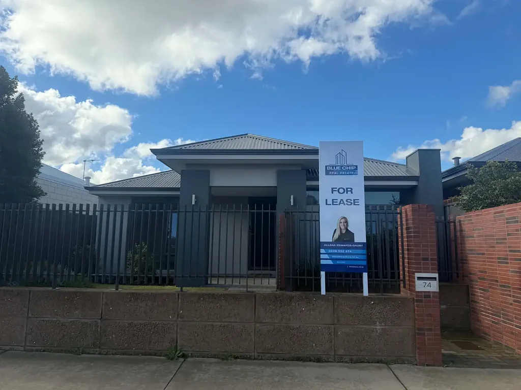 SOUTH GUILDFORD CHARM