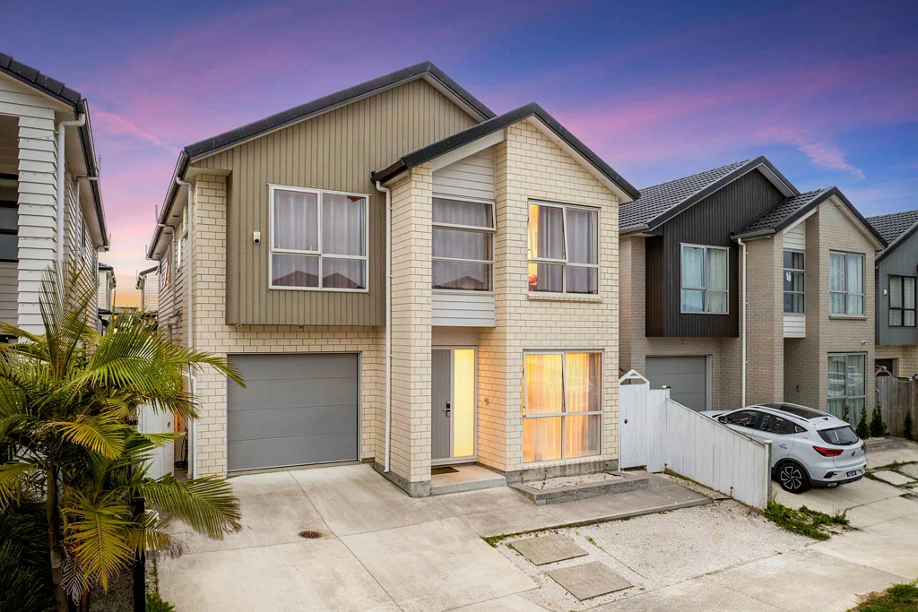 6 Puruatanga Drive, Flat Bush, Manukau City, Auckland