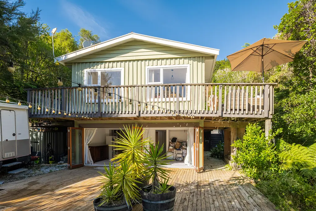 786 Queen Charlotte Drive, Havelock, Marlborough