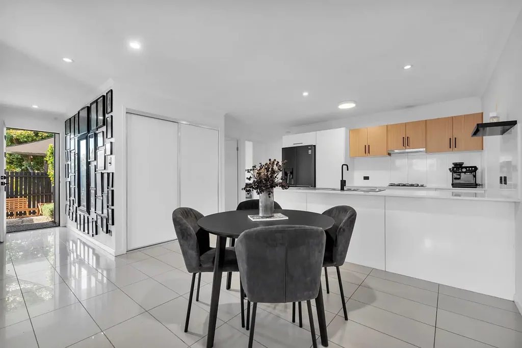 Meridan Plains 3房  Modern, Spacious and Private!