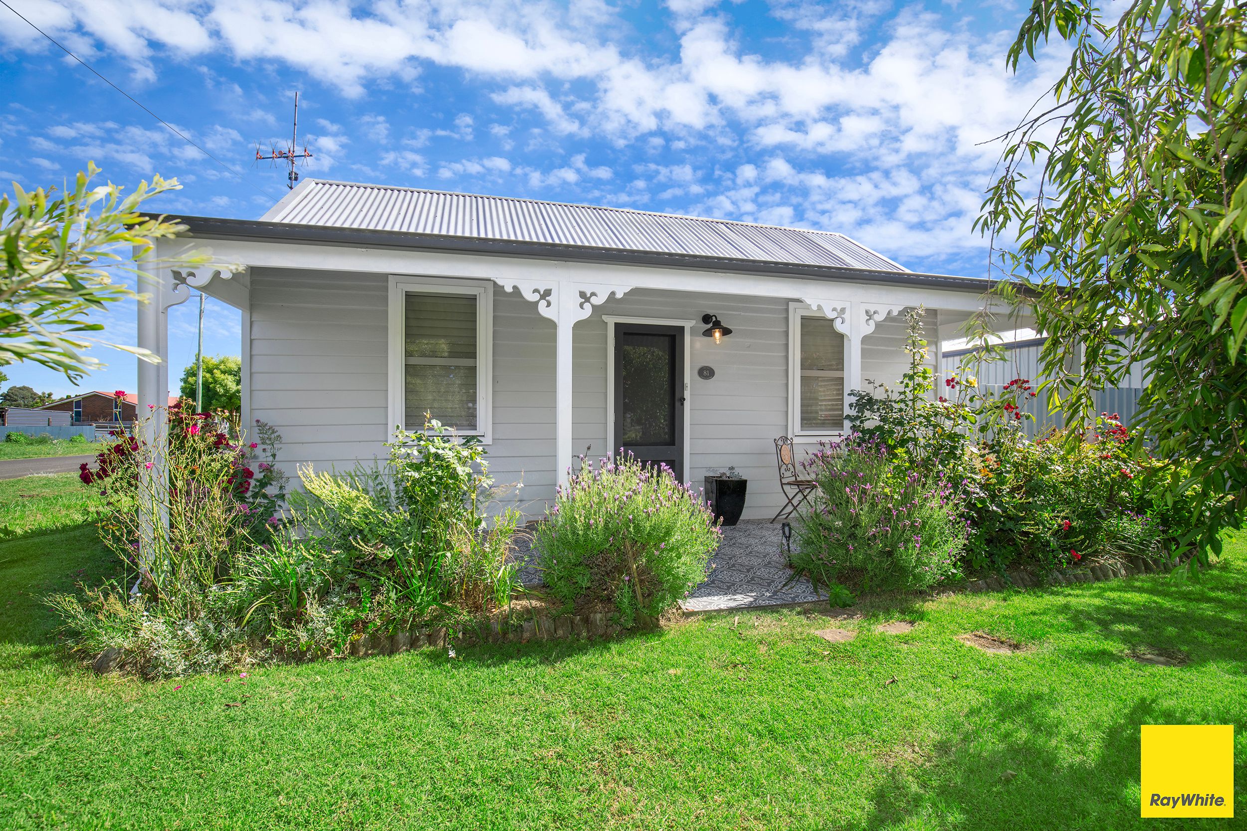 81 OLLERA ST, GUYRA NSW 2365, 0 phòng ngủ, 0 phòng tắm, House