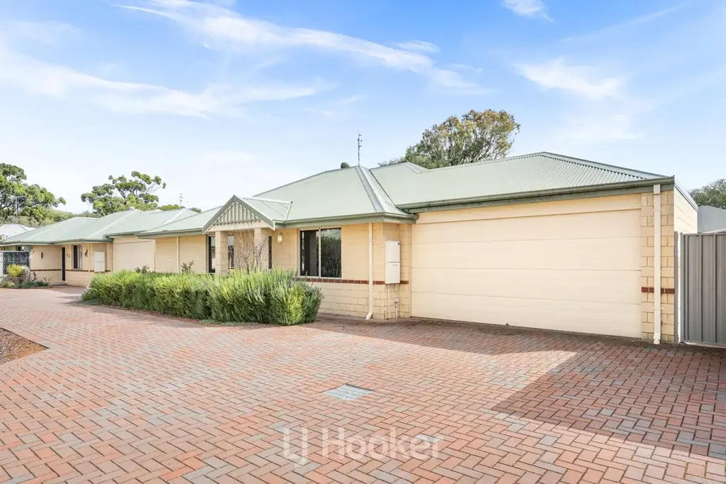 West Busselton 3कमरा Low-Maintenance Living in a Prime Location