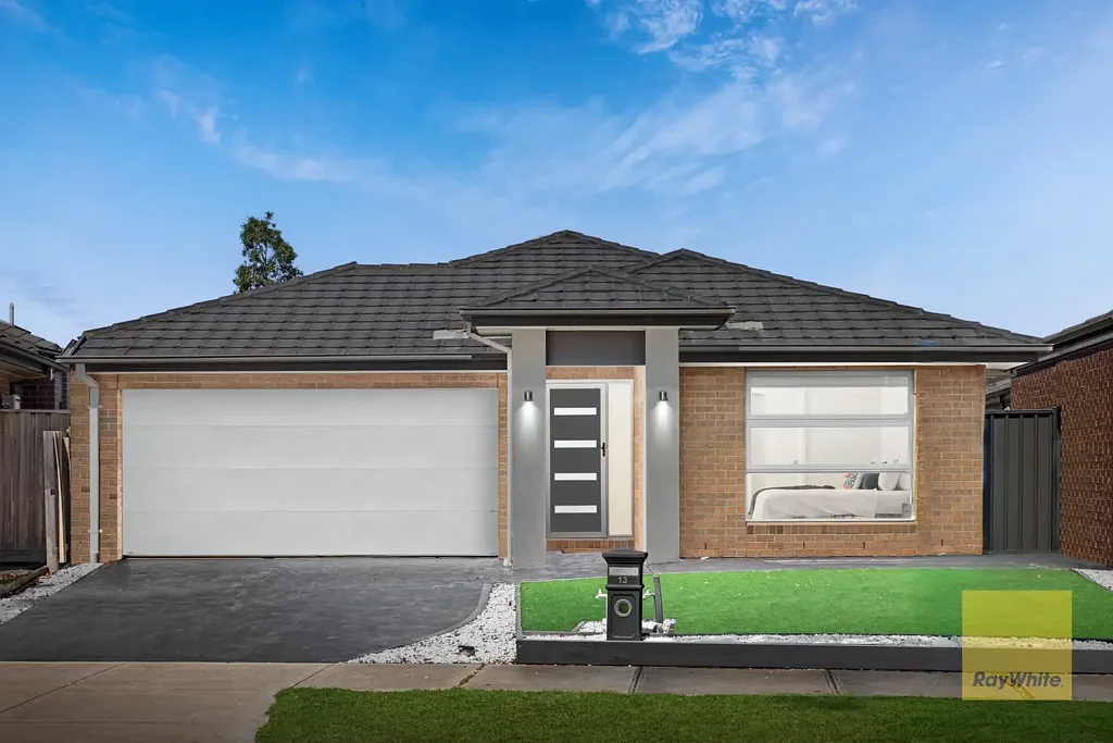 13 Edwin Close, Manor Lakes, VIC 3024