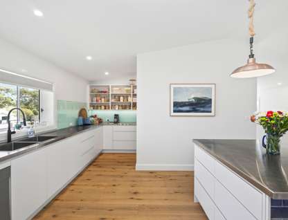 18 Donlan Road, Mollymook Beach, NSW 2539, 4 Bedrooms, 2 Bathrooms, House