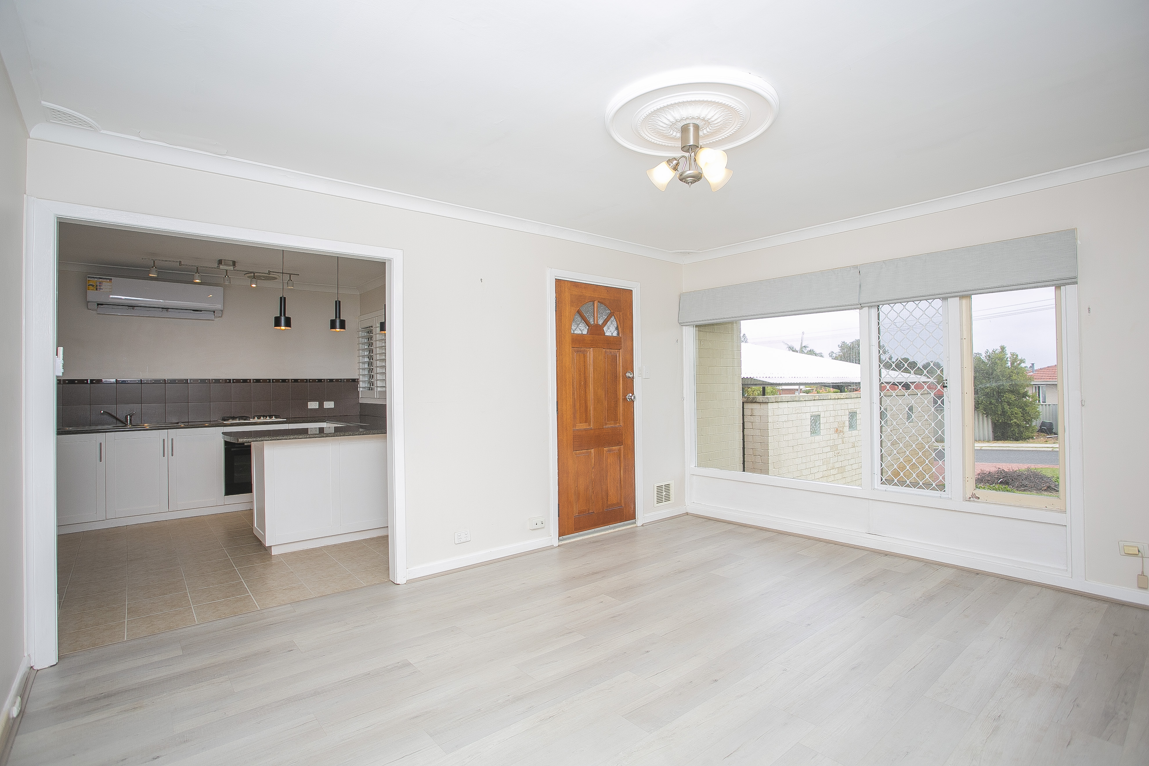 21C HATFIELD WAY, GIRRAWHEEN WA 6064, 0 habitaciones, 0 baños, House