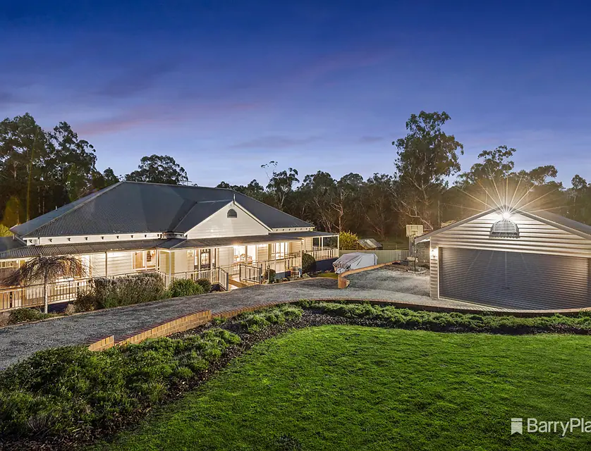 1/25 Seymour Street, Seville, Yarra Valley, 4 Bedrooms, 2 Bathrooms, House