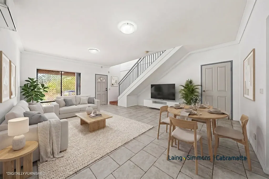 Bass Hill 4房 优质双砖联排别墅 QUALITY DOUBLE-BRICK DUPLEX