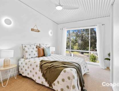 6 Bushland Avenue, Mollymook Beach, NSW 2539, 3 Bedrooms, 2 Bathrooms, House