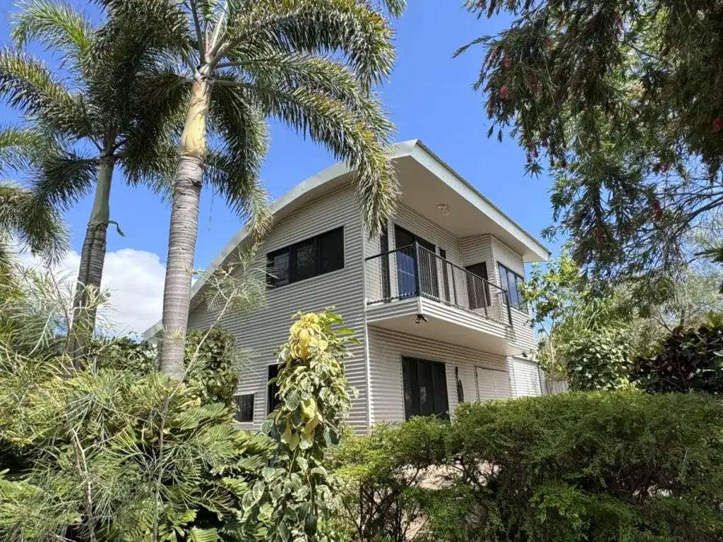 Fully Furnished Villa at Rose Bay