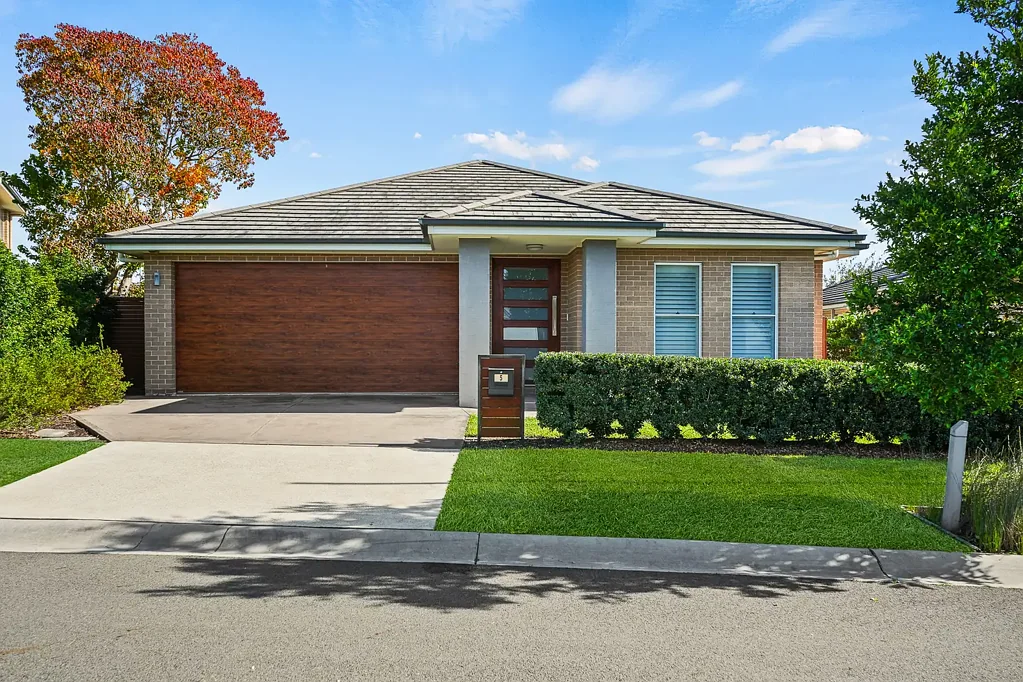 Oran Park 4कमरा Modern Elegance Meets Family Perfection