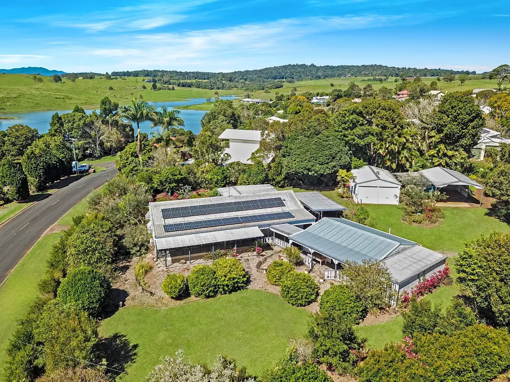 Yungaburra 4 Bedroom Spacious Versatile Property