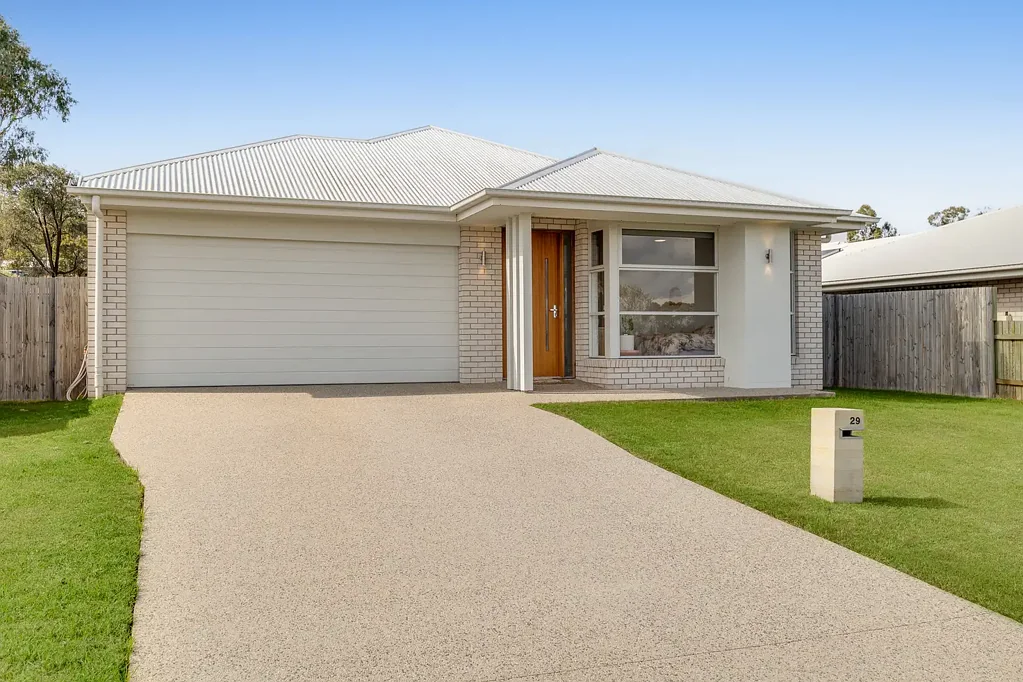 Drayton 4 Bedroom Modern Family Retreat Offering Comfort & Convenience - Under Contract
