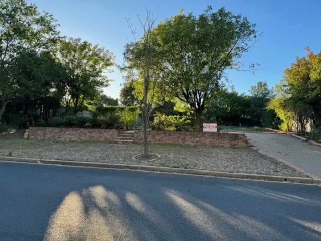 Dubbo 优越地段 绿荫环绕 便利生活圈 独立景观 车道已建 梦想家园起点 LAND FOR SALE