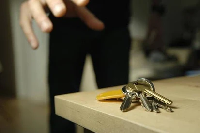 乱扔家具，让狗乱蹿！新西兰房东遭遇恶劣租客，获赔1万纽币！