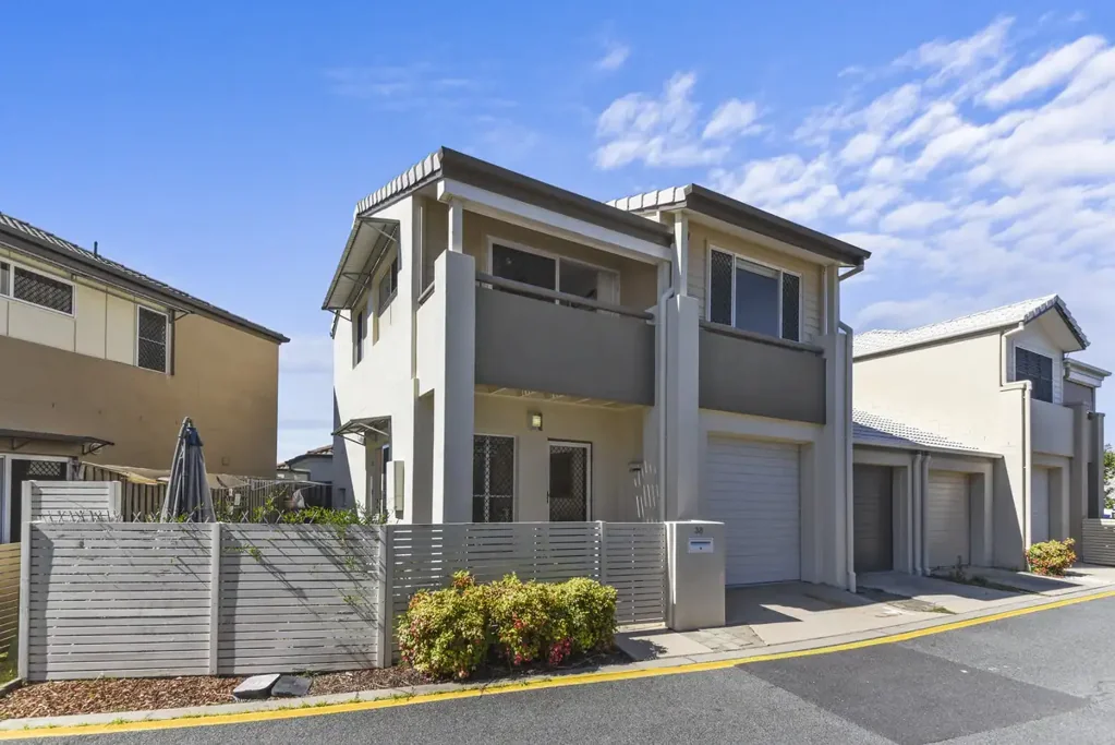 Stunning Townhouse for Rent!