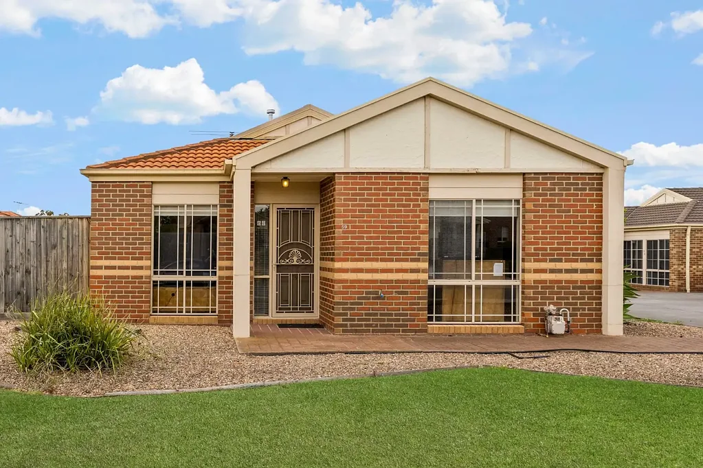Sydenham 3Zimmer A Smart Start in a Central Location.