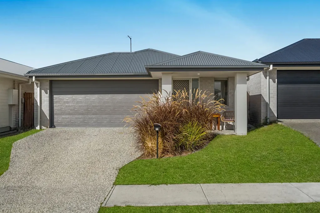 Flagstone 4房  Modern Family Living in the Heart of Flagstone's Thriving Community