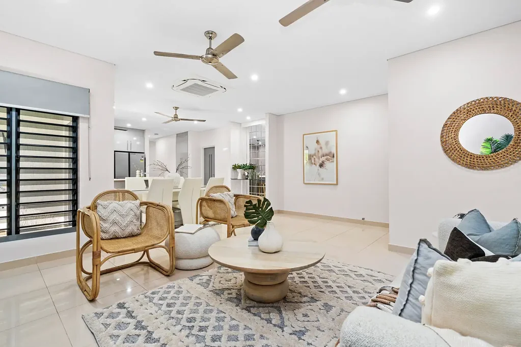 Muirhead 4غرفة نوم Premium built home with solar and shed on a spacious block!