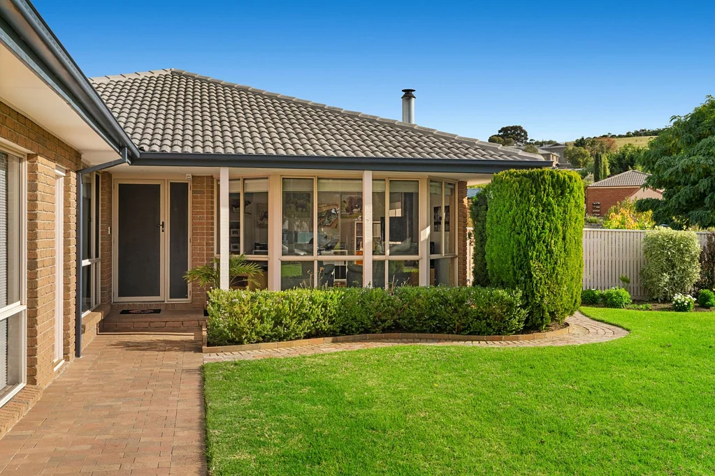 165 Halletts Way, Darley, VIC 3340