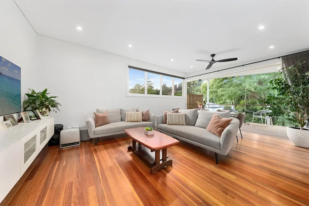 Chatswood 3房 优雅特色住宅，尽享现代家庭生活方式 Elegant Character Home with a Contemporary Family Lifestyle