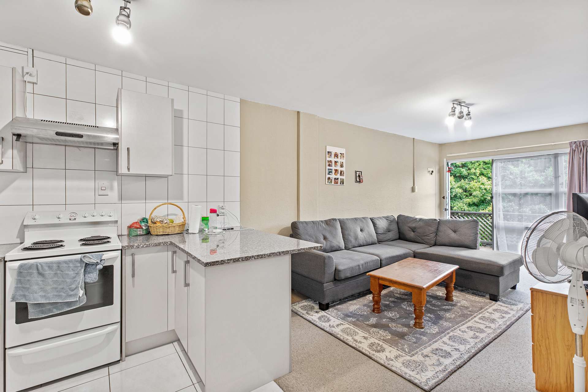 16/11 Tawera Road, Greenlane, Auckland, 2 રૂમ, 1 બાથરૂમ