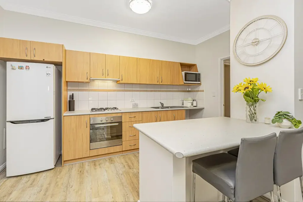 Joondalup 1कमरा Ground Floor Charm in the Heart of Joondalup