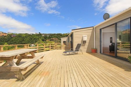 62 Pokohiwi Road, Normandale, Lower Hutt, 5 chambres, 0 salles de bain