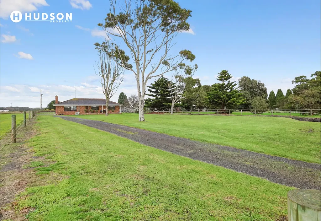 Portland 3房  Rare Acreage Delight In Derril