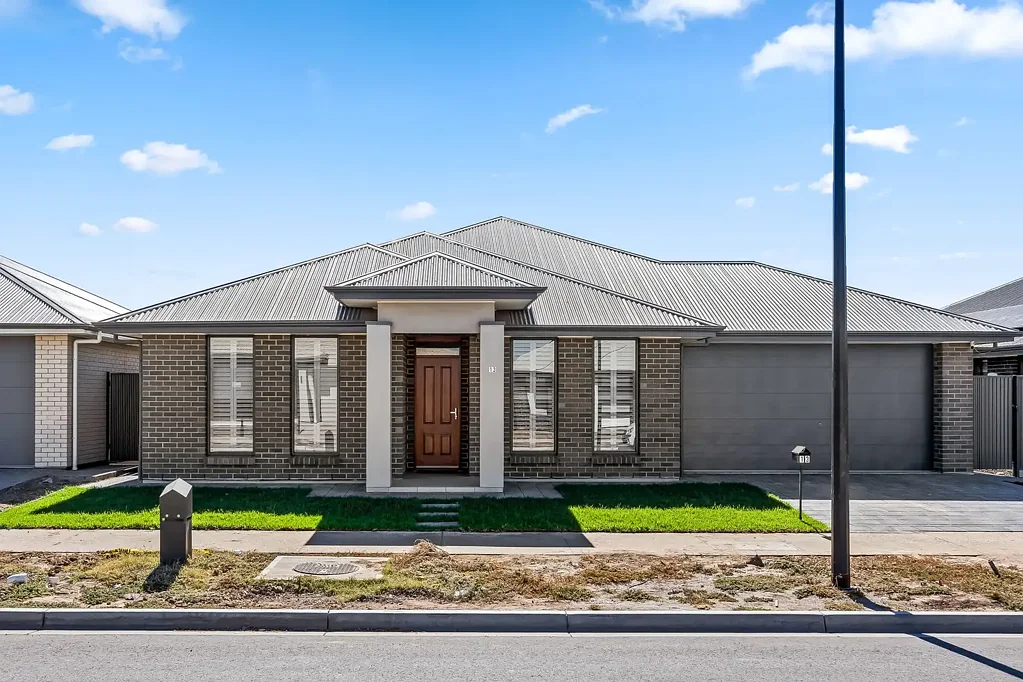 Riverlea Park 4 Bedroom Feature-Filled Family-Size Lowset in Booming North.