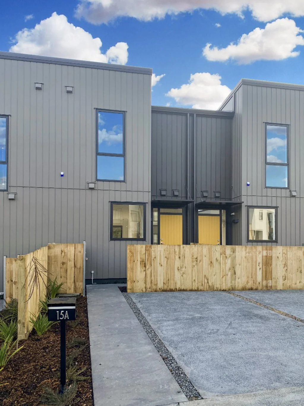 Very good condition 2 bedroom Townhouse