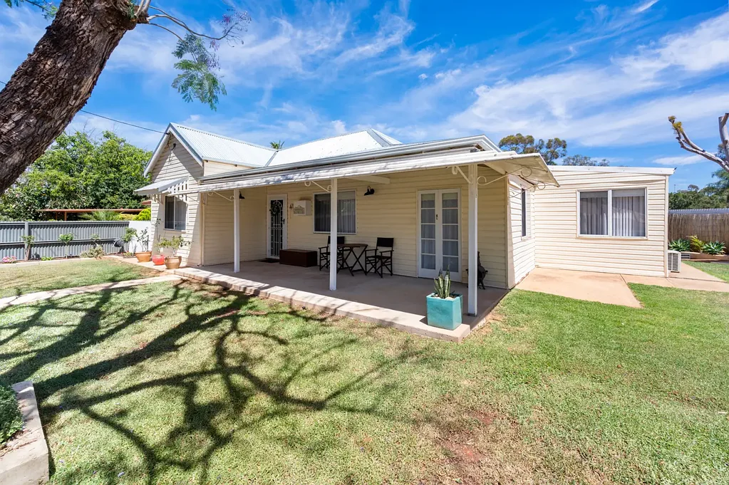 118 Hare Street, Lamington, WA 6430