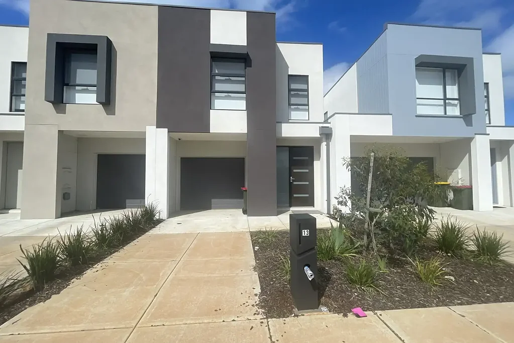 Contemporary Lifestyle In The Steadfield Estate