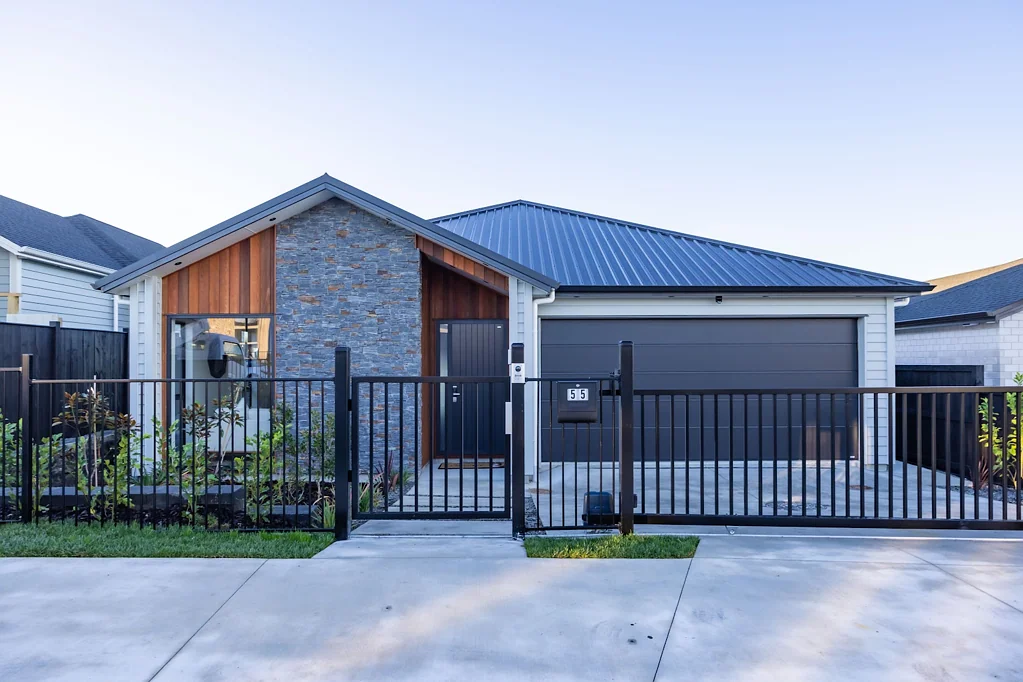 Milldale 4कमरा Luxurious Modern Living in Milldale's Premier Location