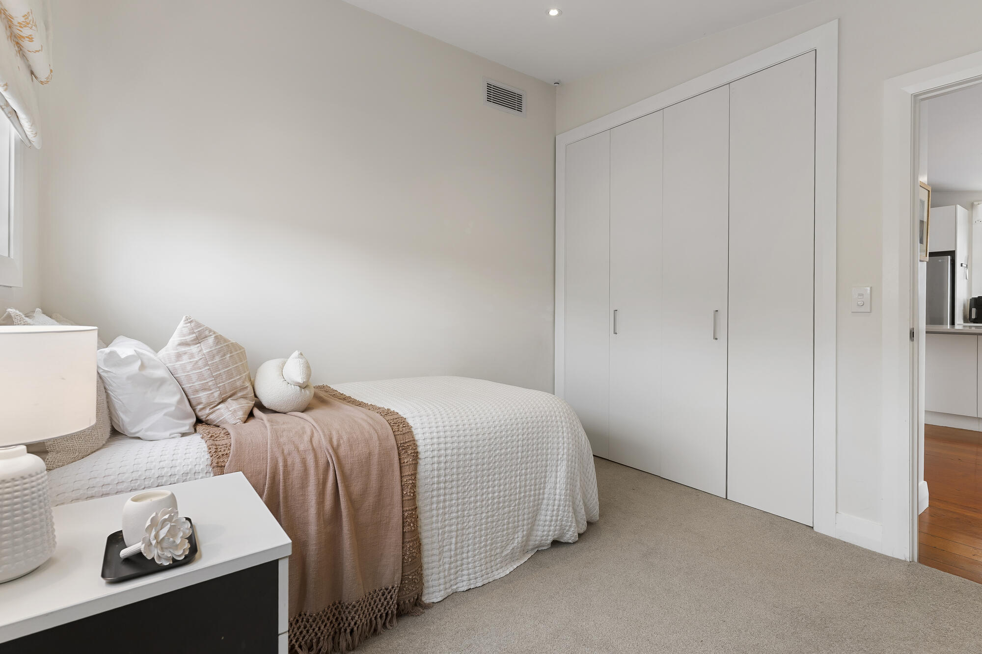 8 Kiwi Road, Devonport, photo 19