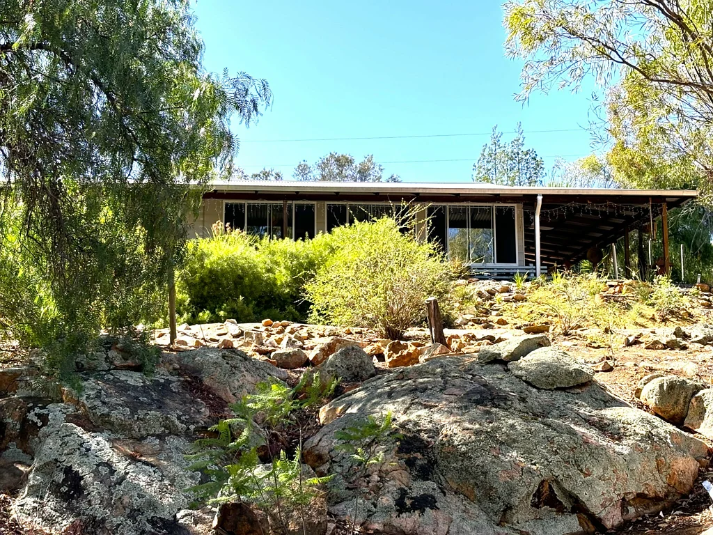 West Toodyay 2ห้องนอน Immaculate 2x2 Modern Home with Breathtaking Views