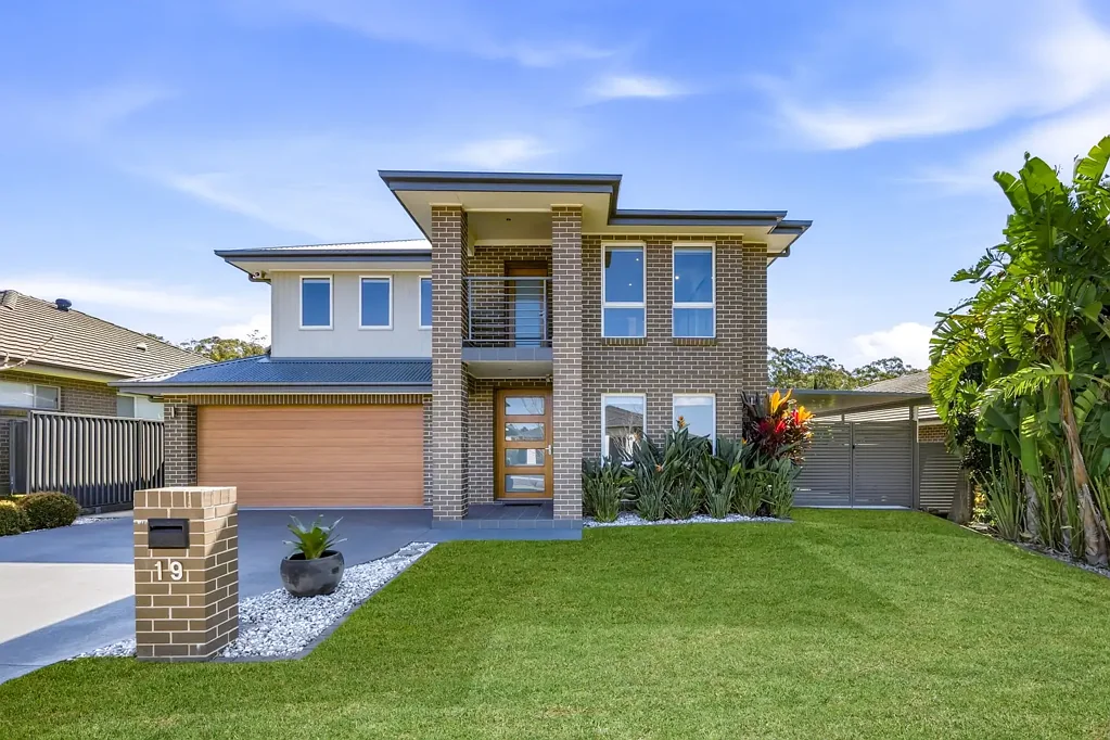 Harrington Park 4कमरा SOPHISTICATED FAMILY LIVING IN THE HEART OF HARRINGTON GROVE