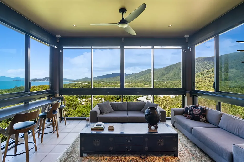 Palm Cove 3房  Exclusive luxury living with spectacular ocean views