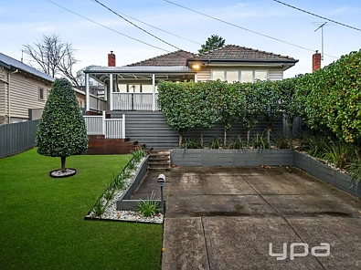 Pascoe Vale 4कमरा Parkside Luxury with Exceptional Family Appeal
