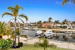 6 Lagoon Place, Patterson Lakes