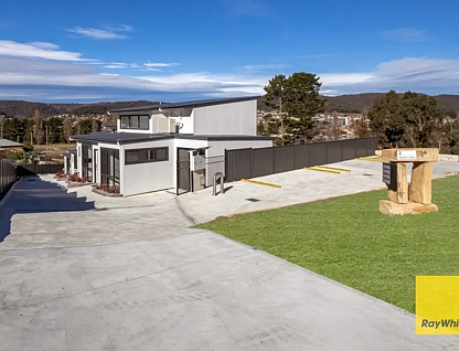 3/2 Hepburn Street, Mckellars Park, NSW 2790, 3房, 3浴, 整租独立别墅