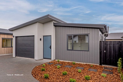 Lincoln 2 Bedroom Walk to your morning coffee