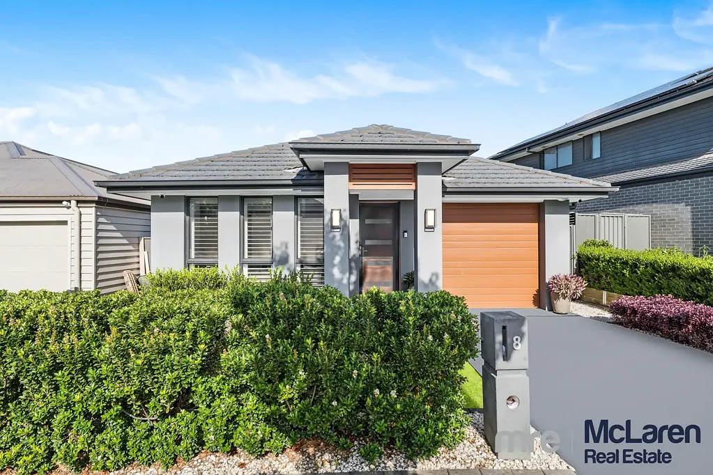 8 Arcadian Hills Crescent, Cobbitty, NSW 2570