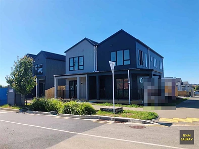 Karaka 4chambre Modern Family Living in the Heart of Karaka!