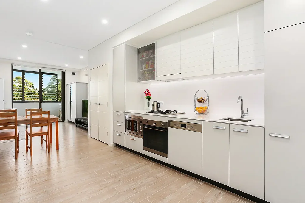 Ermington 1침실 Luxurious near new studio apartment